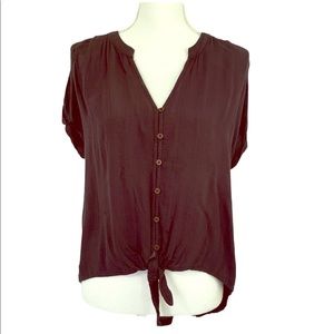 Universal Thread Short Sleeve Button-Up Shirt - M